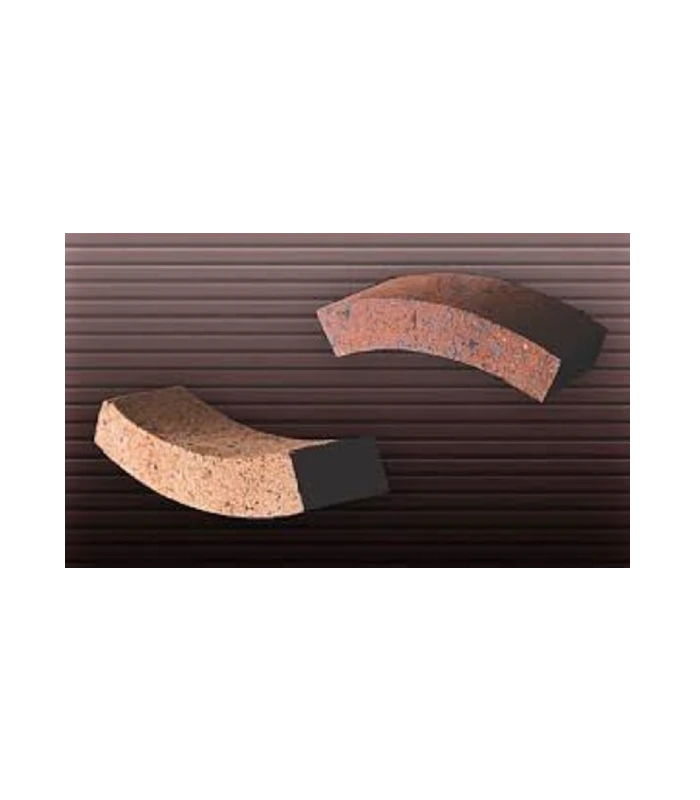 آجر دور ستون قرمز