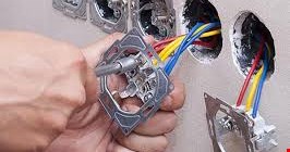 برقکار در شهر قزوین